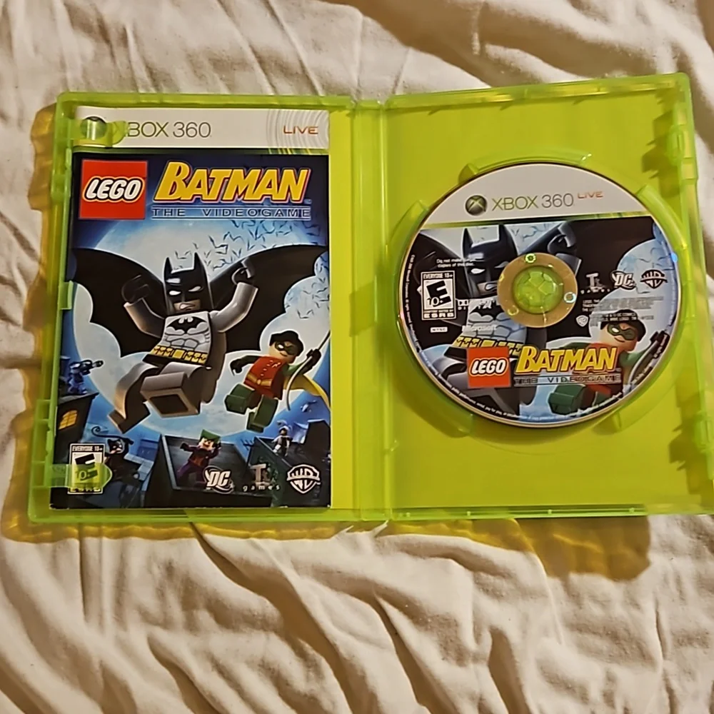 1/2 PRICE🔻Xbox DC Games Batman The Video Game